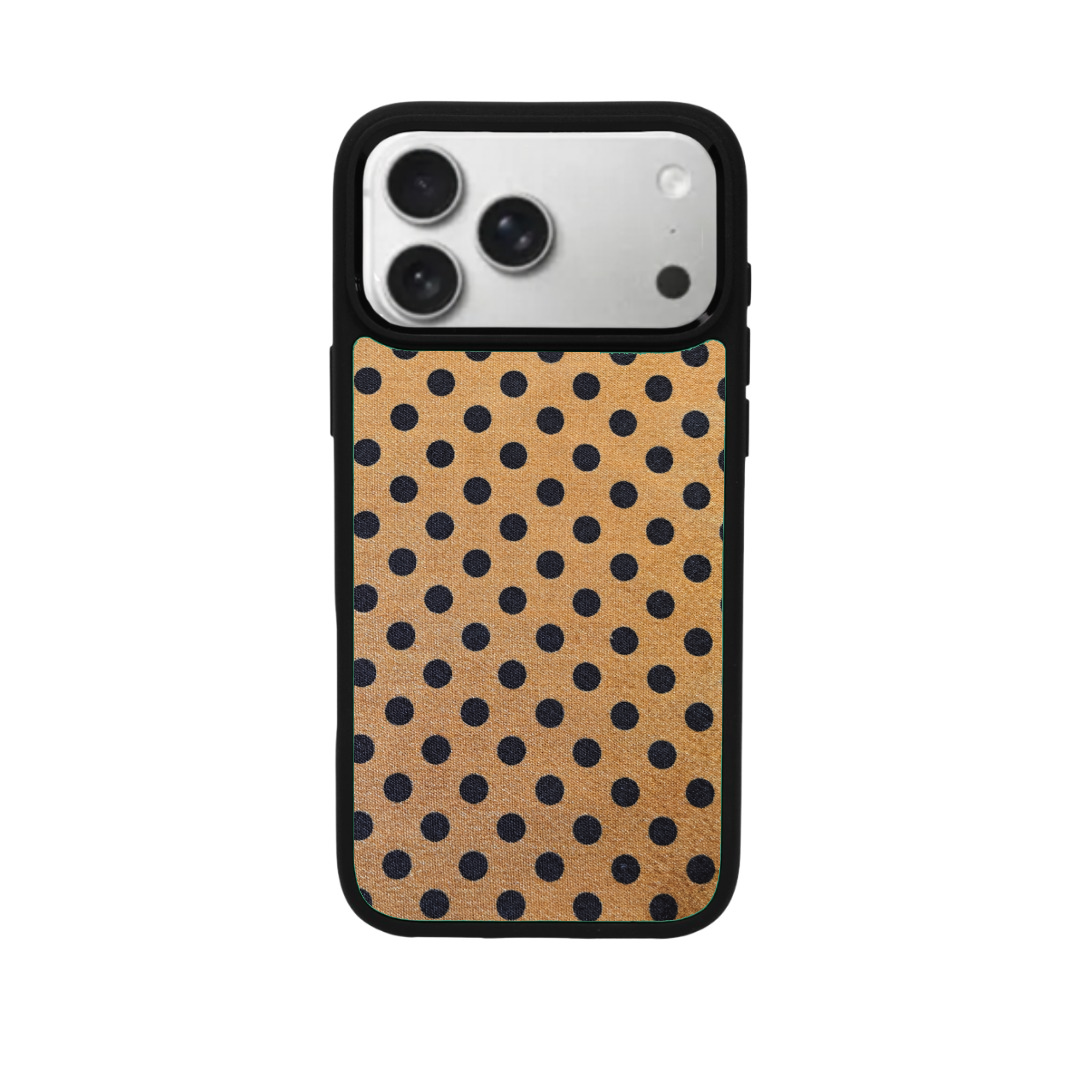 Ivory Polka (Iphone 17pro max)